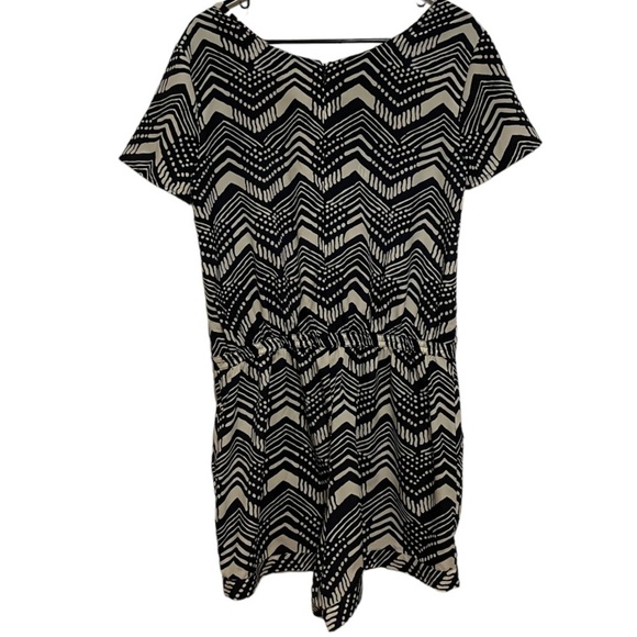 J Crew Factory Blue Chevron Short Sleeve Romper Size 6 - Picture 4 of 7